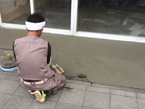 コンクリート流し込み・完了後の仕上げについて