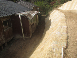 個人宅の擁壁法面工事